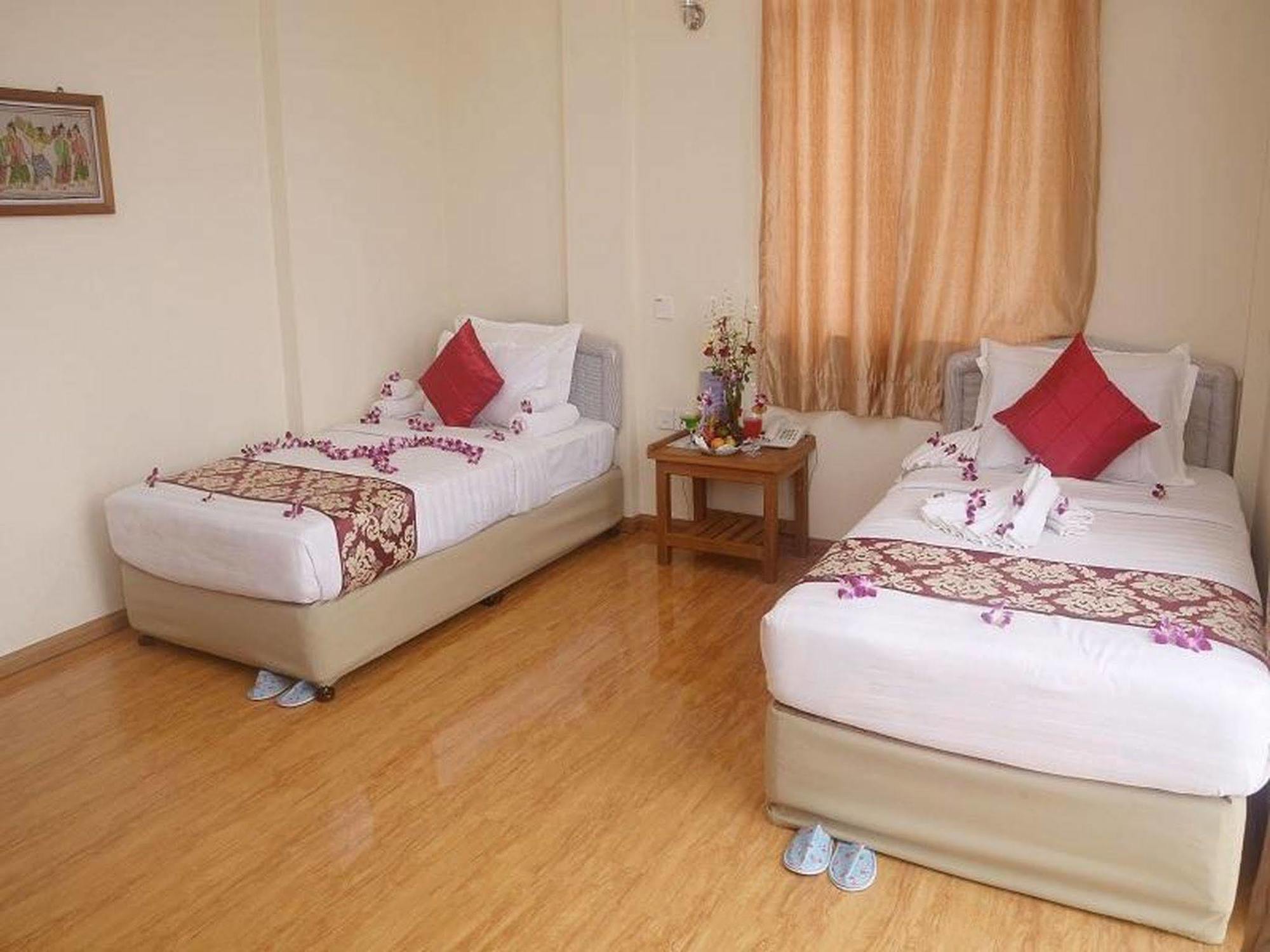 Diamond Crown Hotel Dawei Extérieur photo
